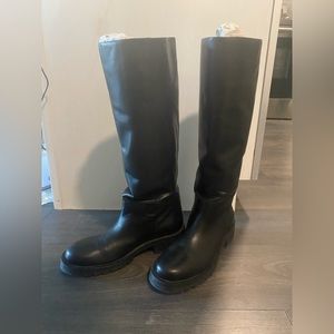 ZARA Leather long boots in black/ size 41 EU